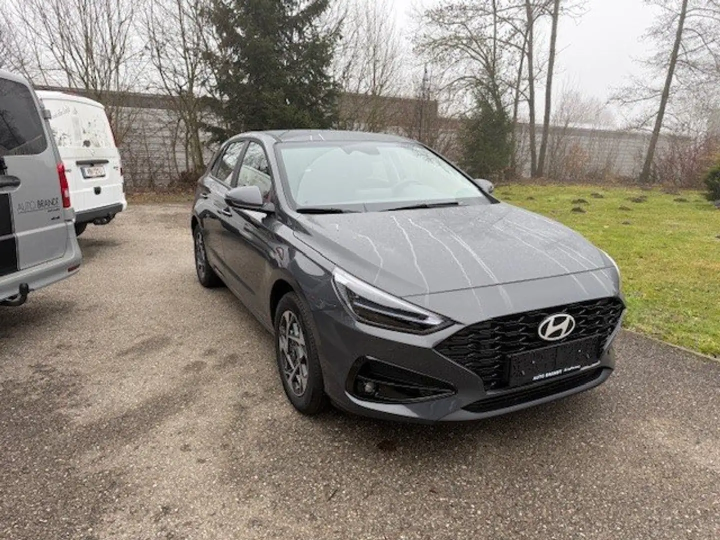 Hyundai i30 i30 1,0 TGDI Go! Go! Grau - 2