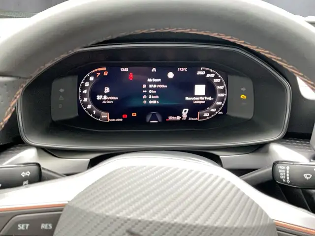 Cupra Formentor view 11