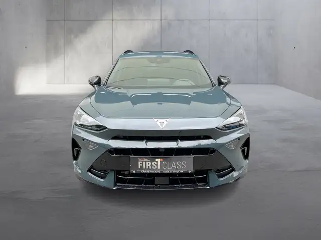 Cupra Formentor view 7