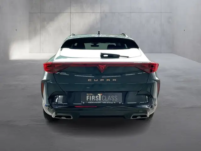 Cupra Formentor view 4