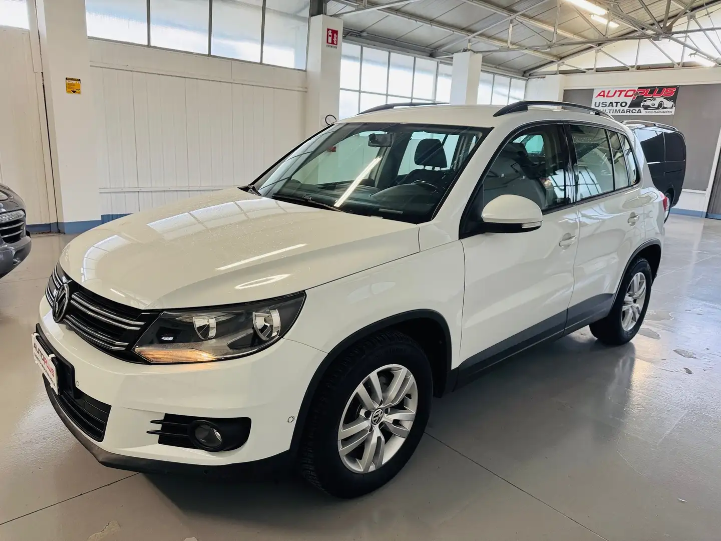 Volkswagen Tiguan 1.4 tsi 122CV Trend Bianco - 1