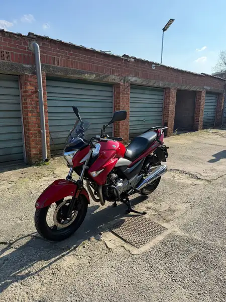 Suzuki Inazuma 250 - foto 5