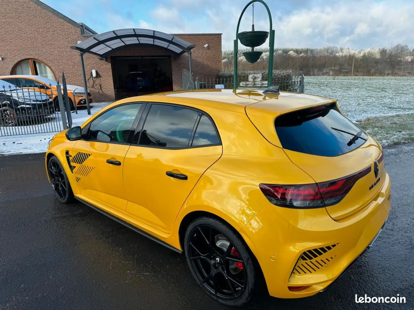 Renault Megane rs ultime neuve jaune sirius 15 kms malus 11164 a prevoir garantie 24 mois affichage tete haute Geel - 2