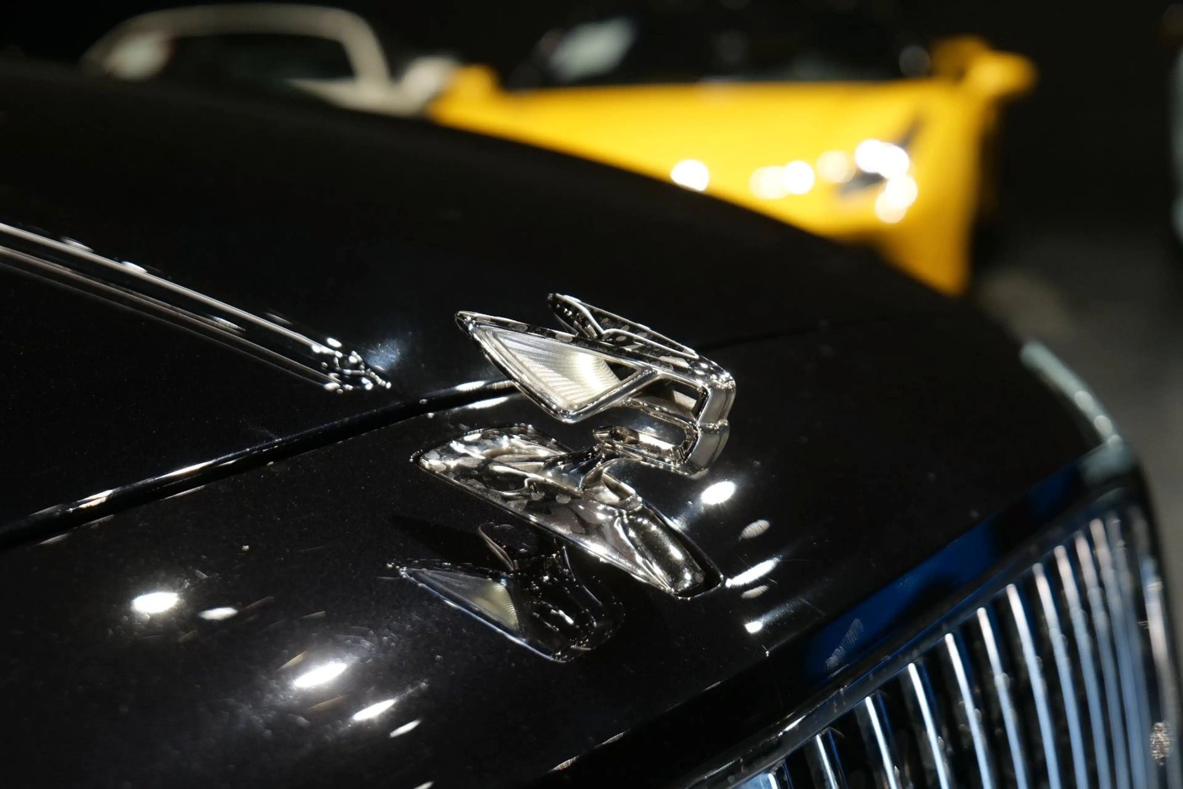 Bentley Flying Spur 4.0 V8 — photo 9