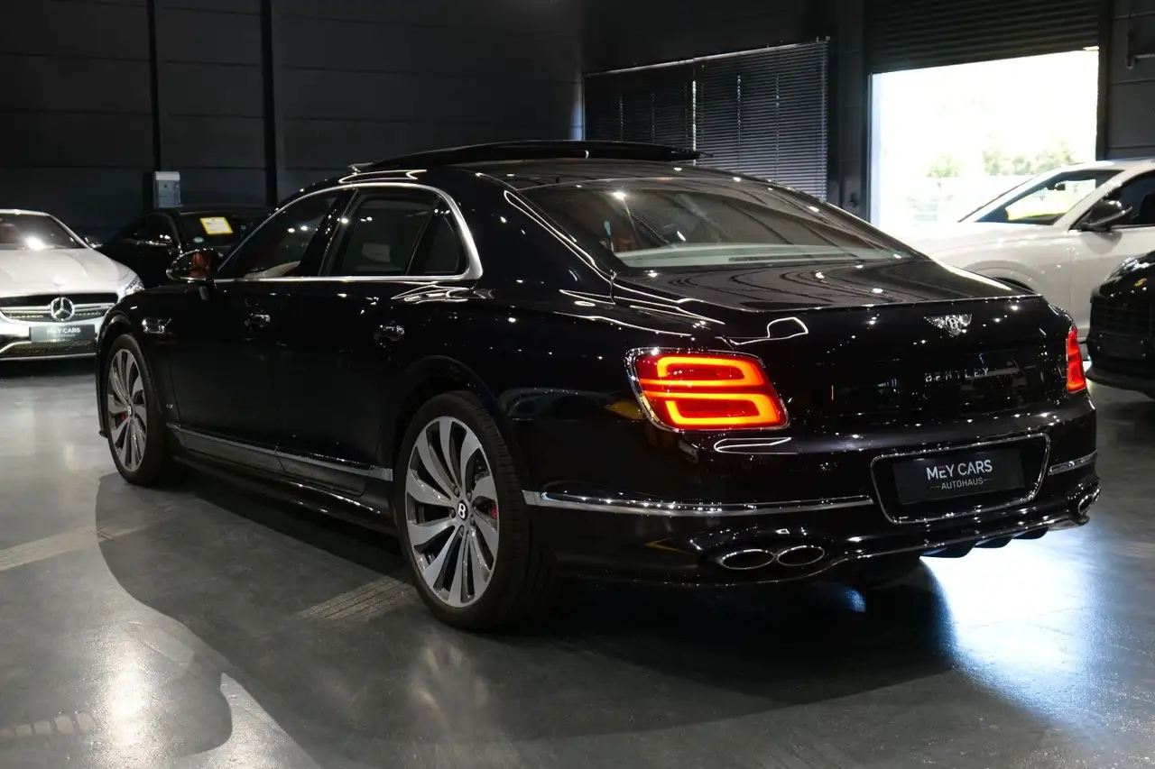 Bentley Flying Spur 2021 — фото 6