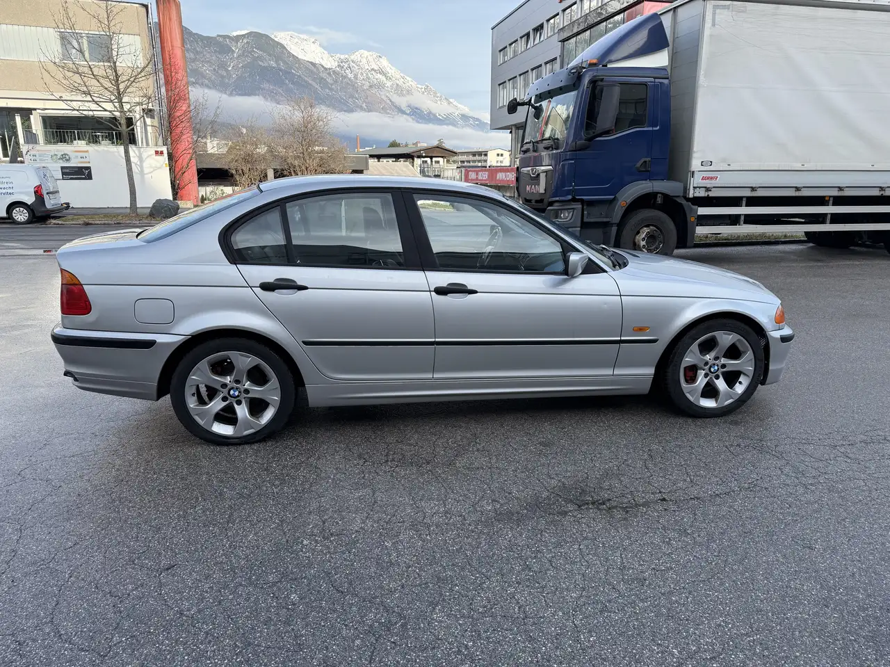 BMW 320d Aut., foto 4