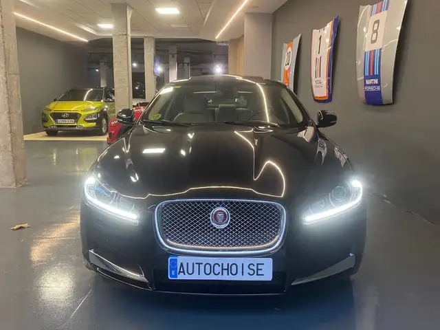 Jaguar XF Sportbrake 2.2 Diesel Premium Luxury Aut.