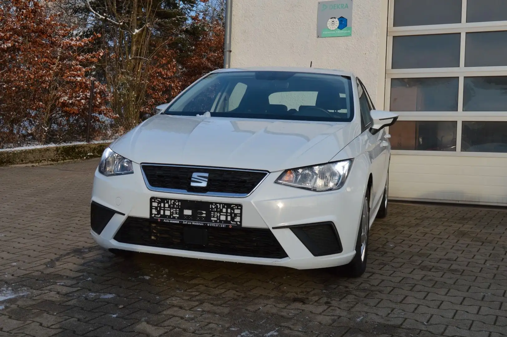 SEAT Ibiza Style/SHZ/PDC hinten/Klima Weiß - 1