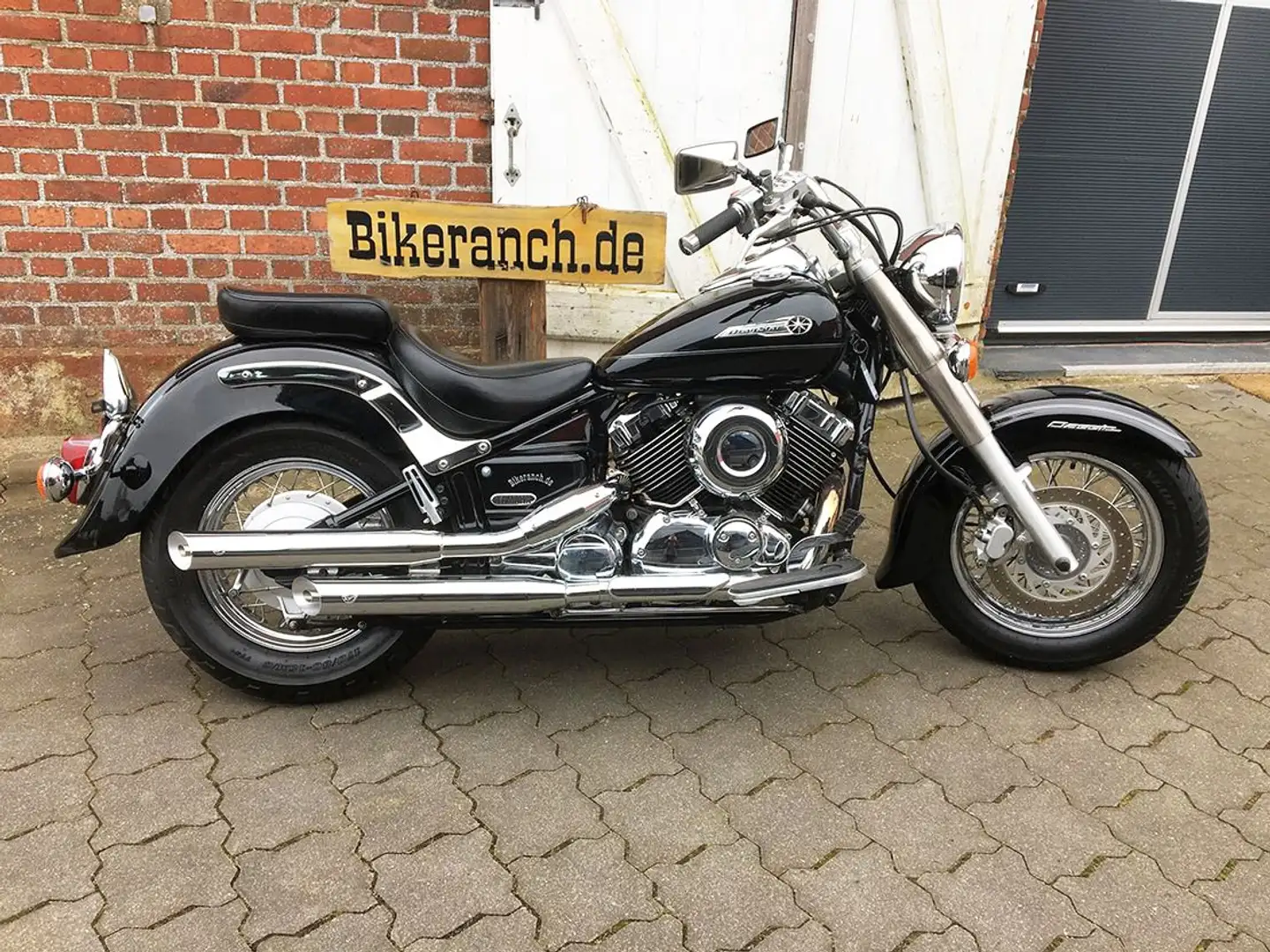 Yamaha XVS 650 Classic* Black Classic* 9750 km* + Falcon* 1.Hd* Černá - 1