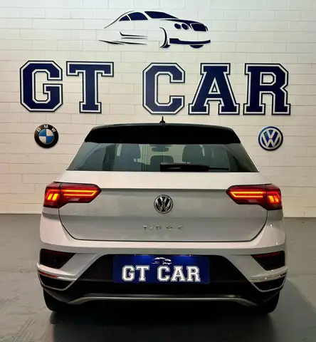 Volkswagen T-Roc view 6