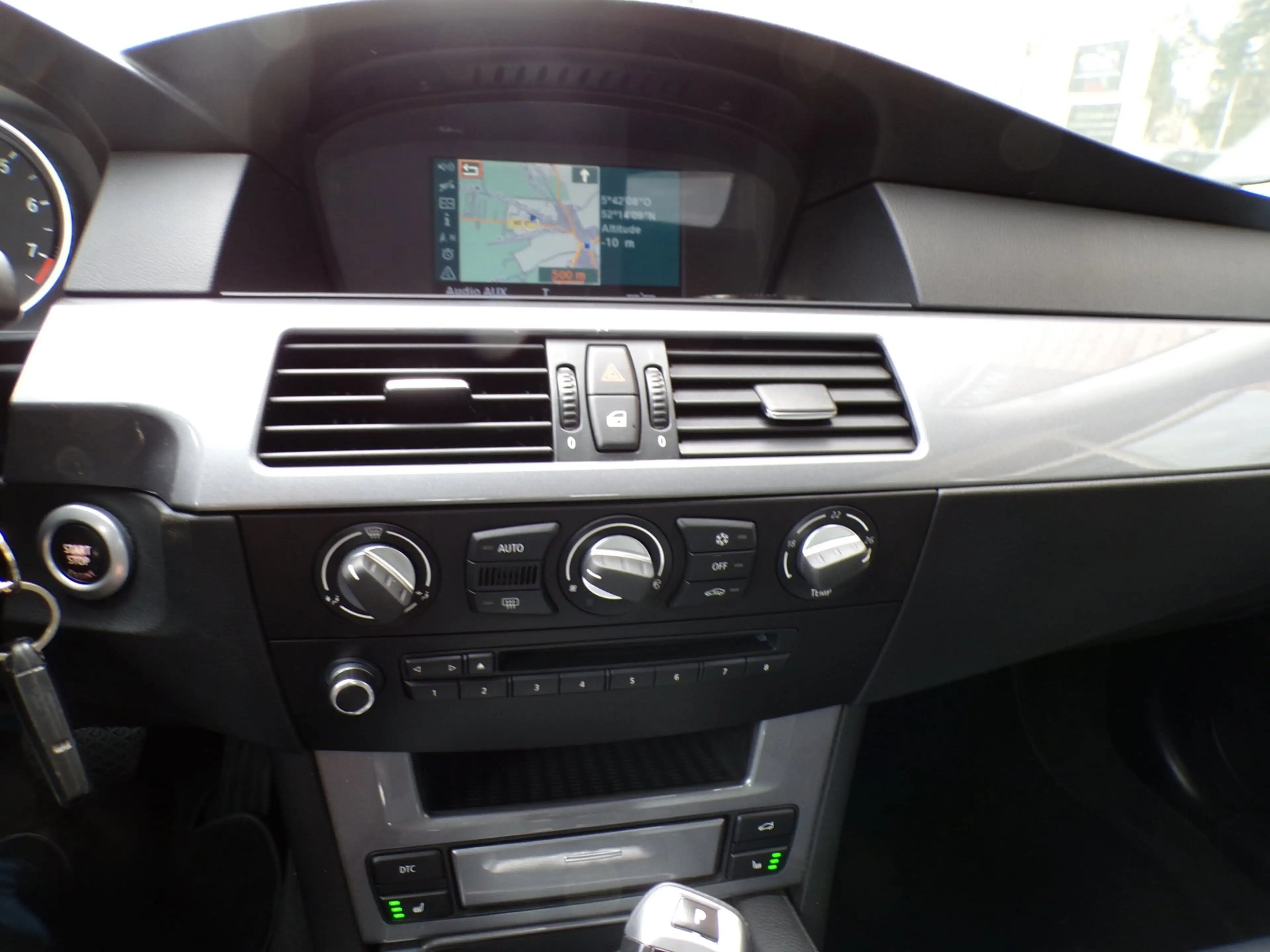 BMW 525 5-serie 525i Business Line Automaat / Leder / Navi — photo 15