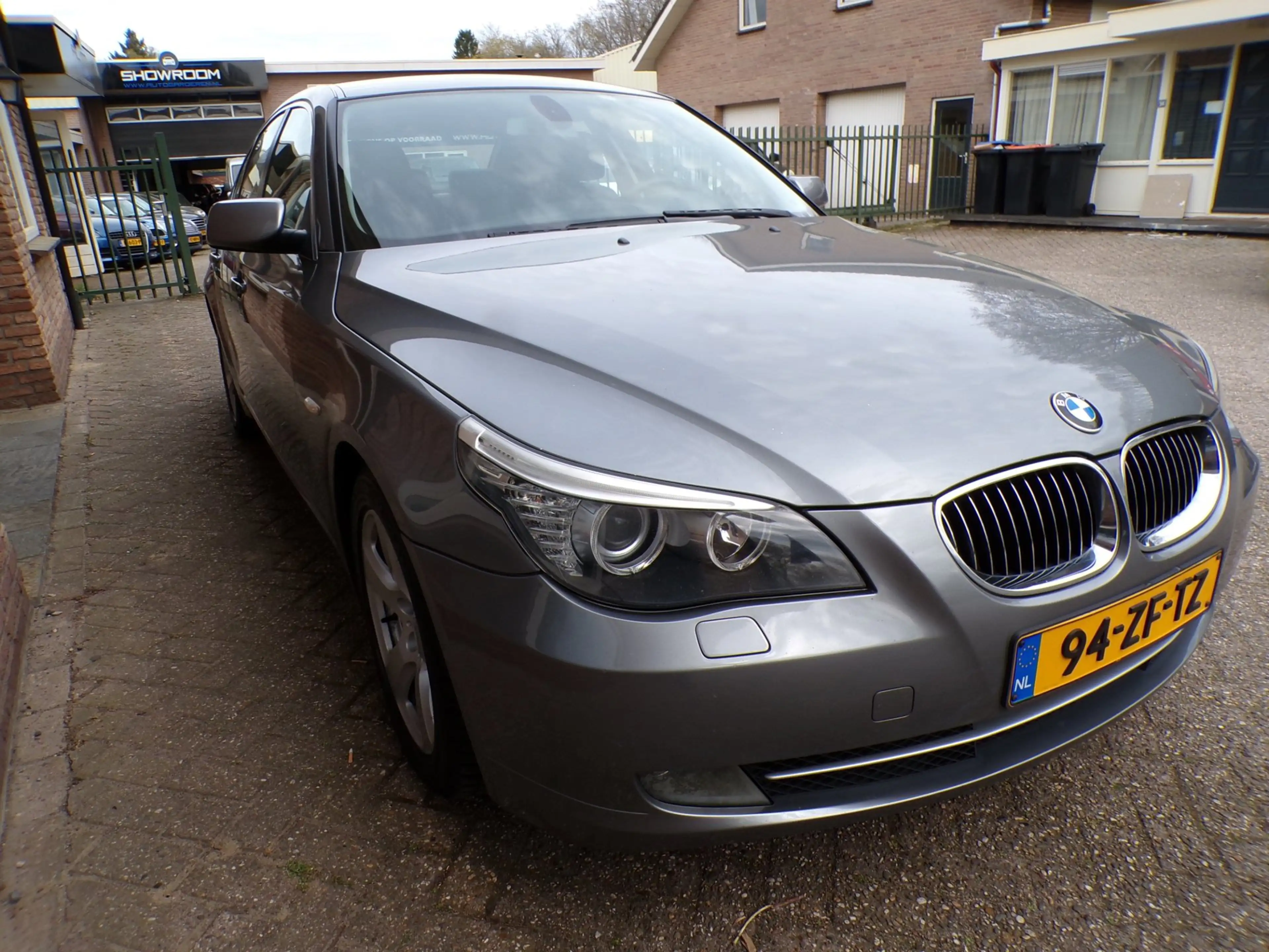 BMW 525 5-serie 525i Business Line Automaat / Leder / Navi — photo 8