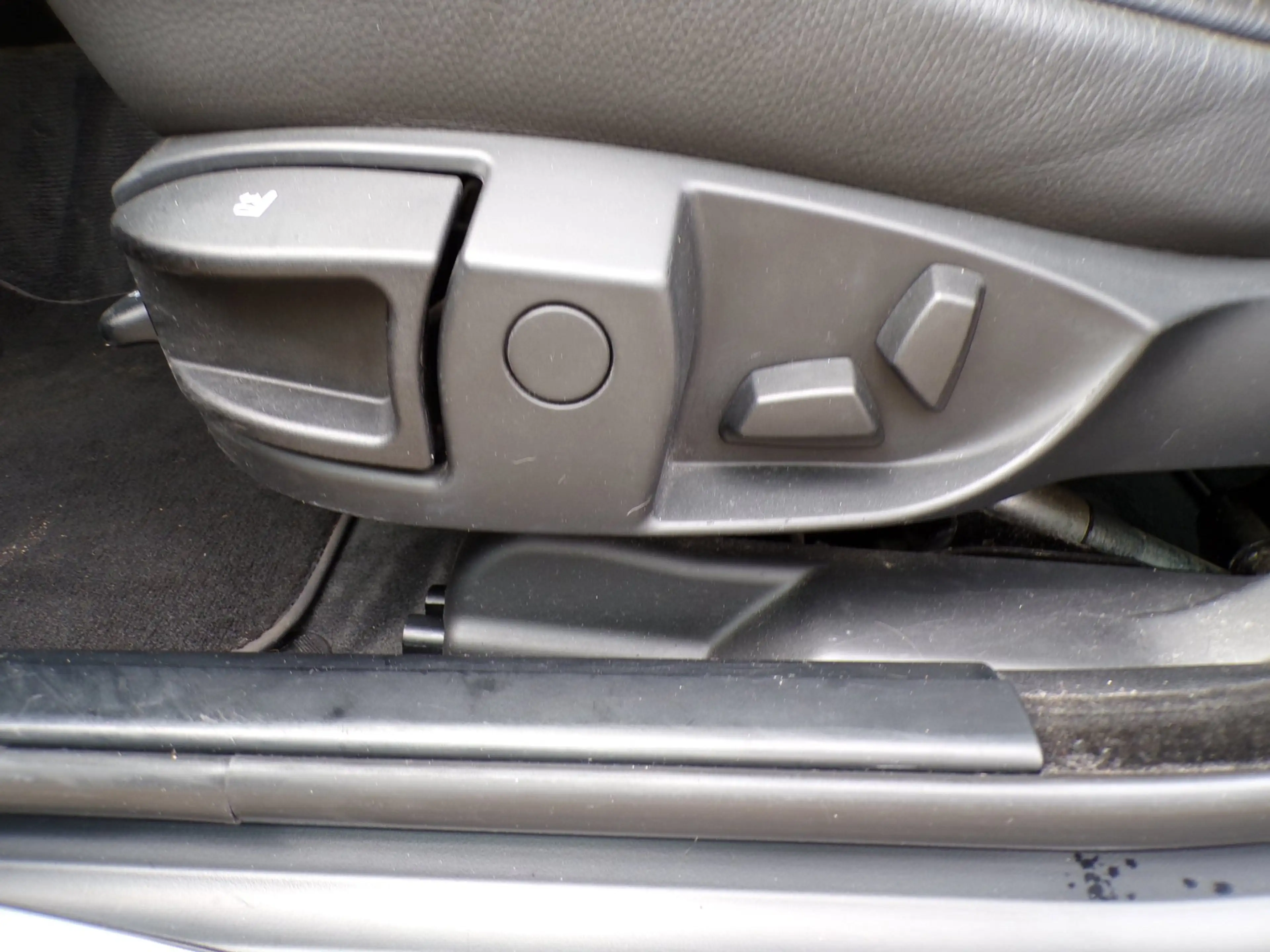 BMW 525 5-serie 525i Business Line Automaat / Leder / Navi — photo 16