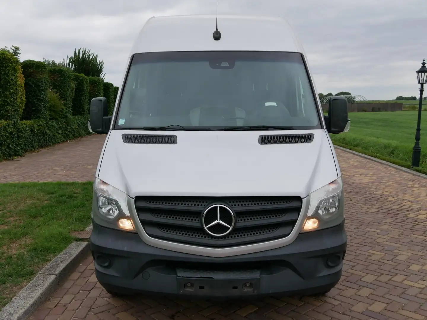 Mercedes-Benz Sprinter 516 2.2 CDI L2H2 EURO VI-D AC ***12999 EX BTW*** Zilver - 2