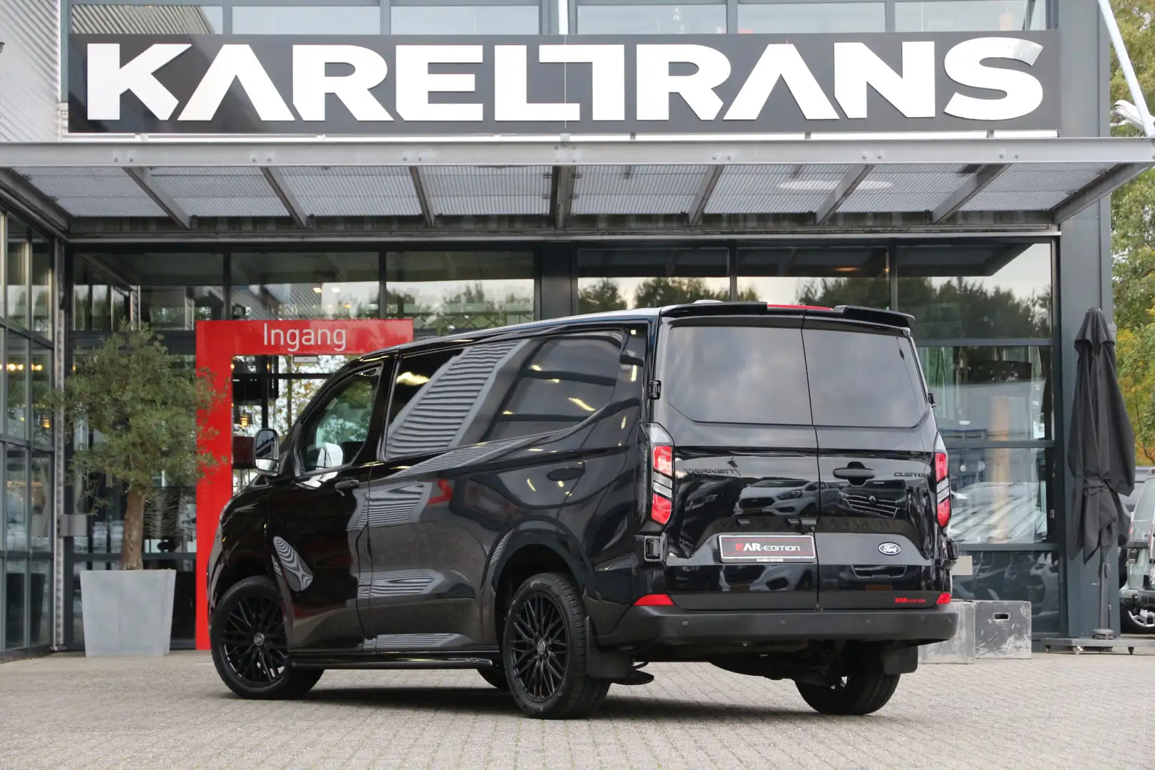 Ford Transit Custom 2.0 TDCI 136 | KAR-edition | LED | Camera | Navi | Noir - 2