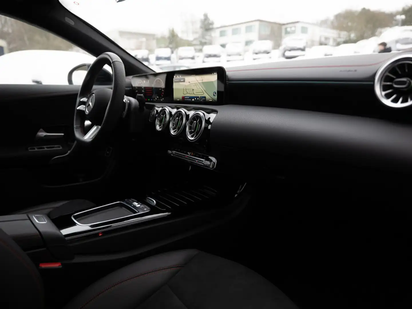 Mercedes-Benz CLA 250 e SB AMG-Sport/MLB/Pano/Night/Distr/Totw Weiß - 2