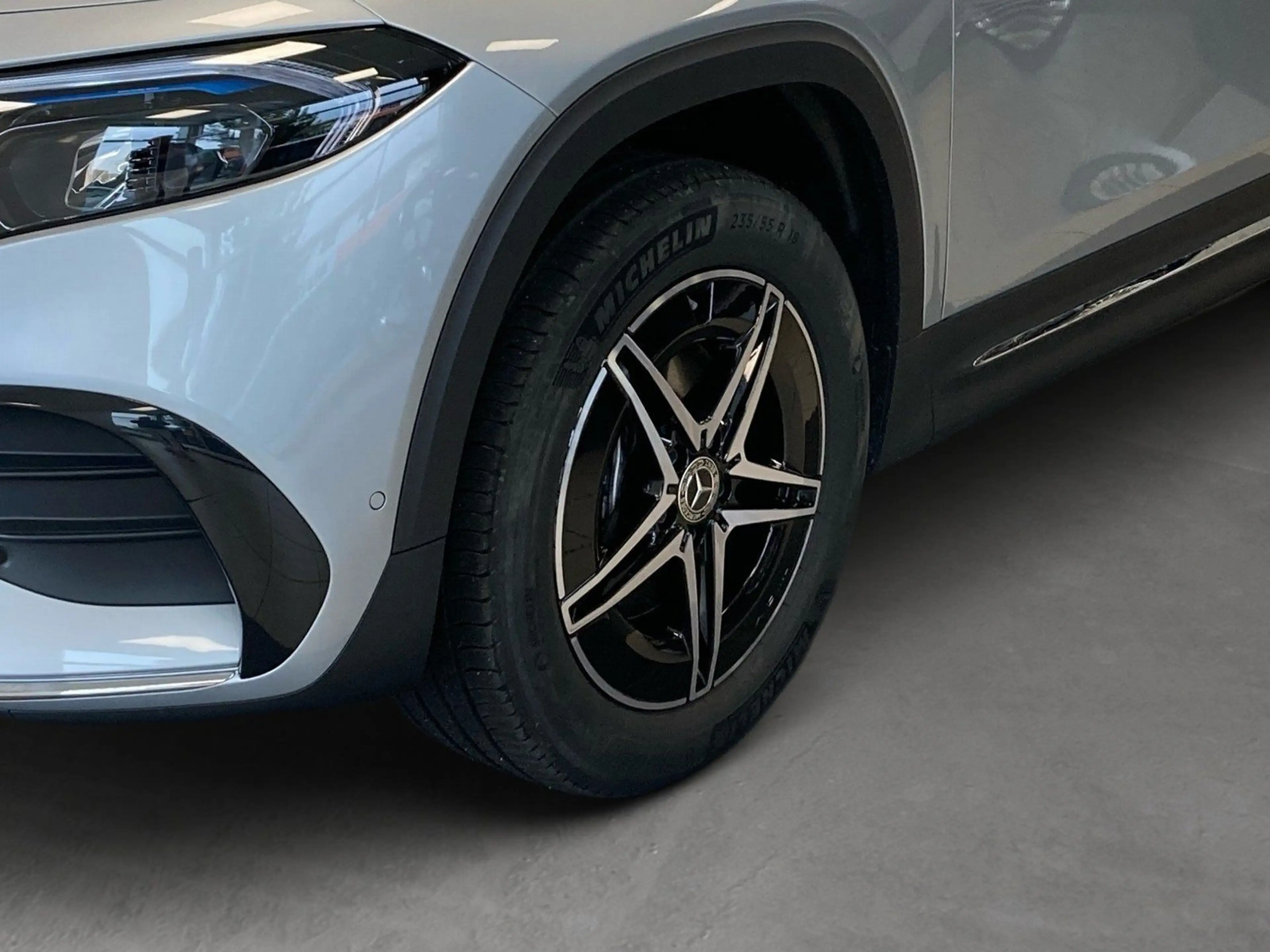 Mercedes-Benz EQB 250 AMG*Distronic*360°*Memory*7-Sitzer*Totw — photo 6