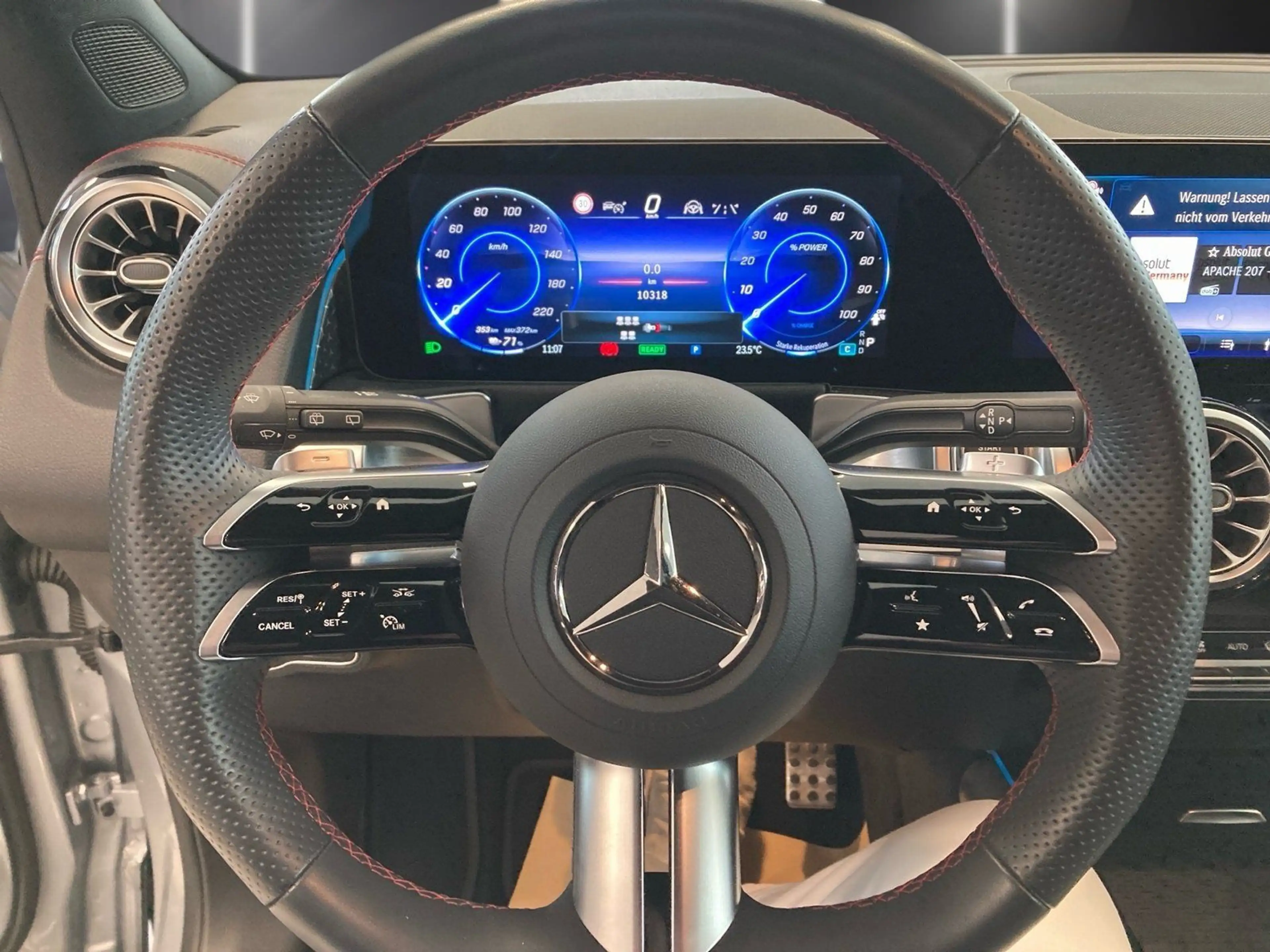 Mercedes-Benz EQB 250 AMG*Distronic*360°*Memory*7-Sitzer*Totw — photo 8