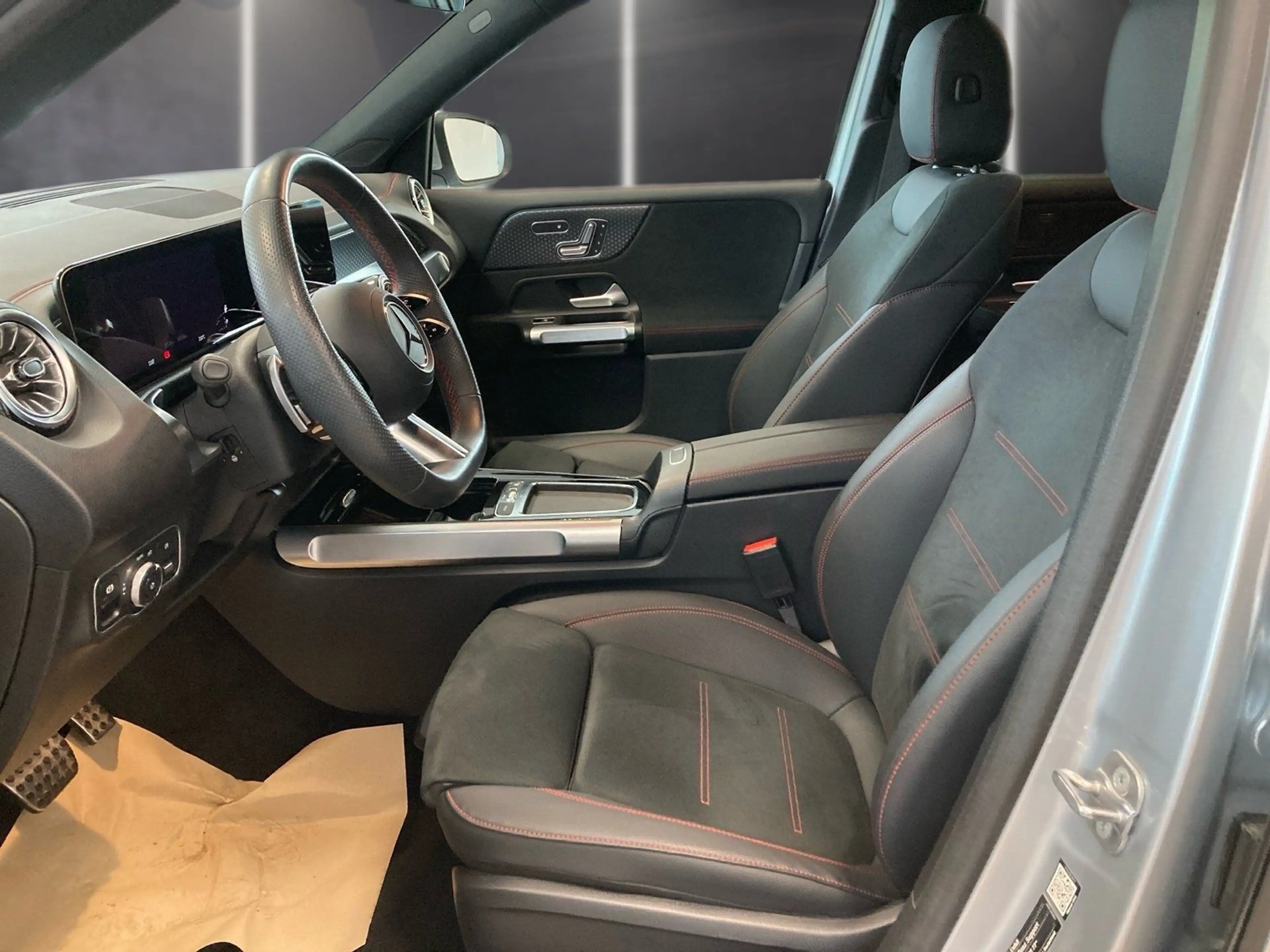 Mercedes-Benz EQB 250 AMG*Distronic*360°*Memory*7-Sitzer*Totw — photo 7