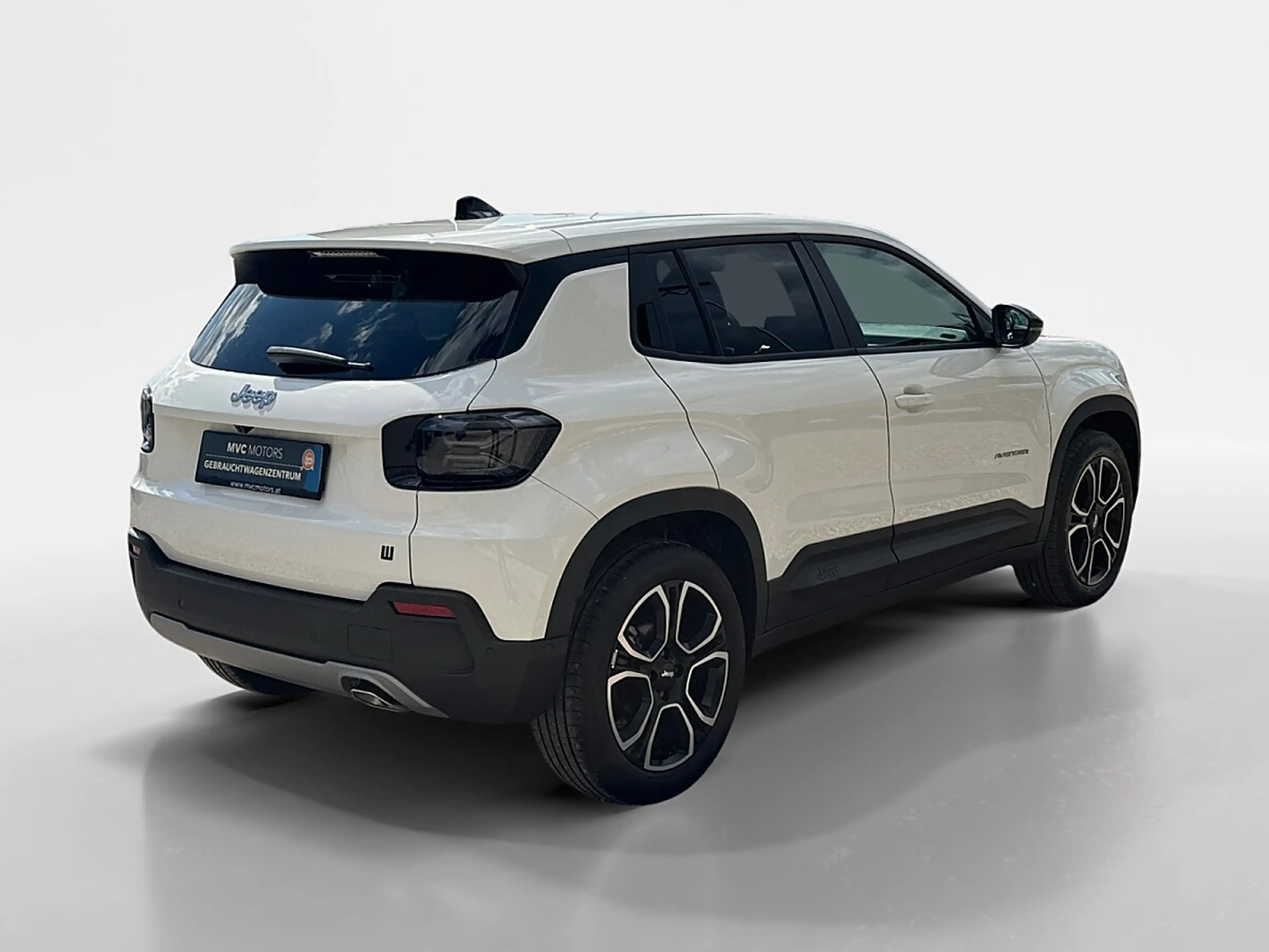Jeep Avenger 1.2 e-Hybrid Summit e-DCT6 — photo 5
