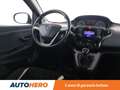 Lancia Ypsilon 1.2 Gold 69 CV Rojo - thumbnail 13