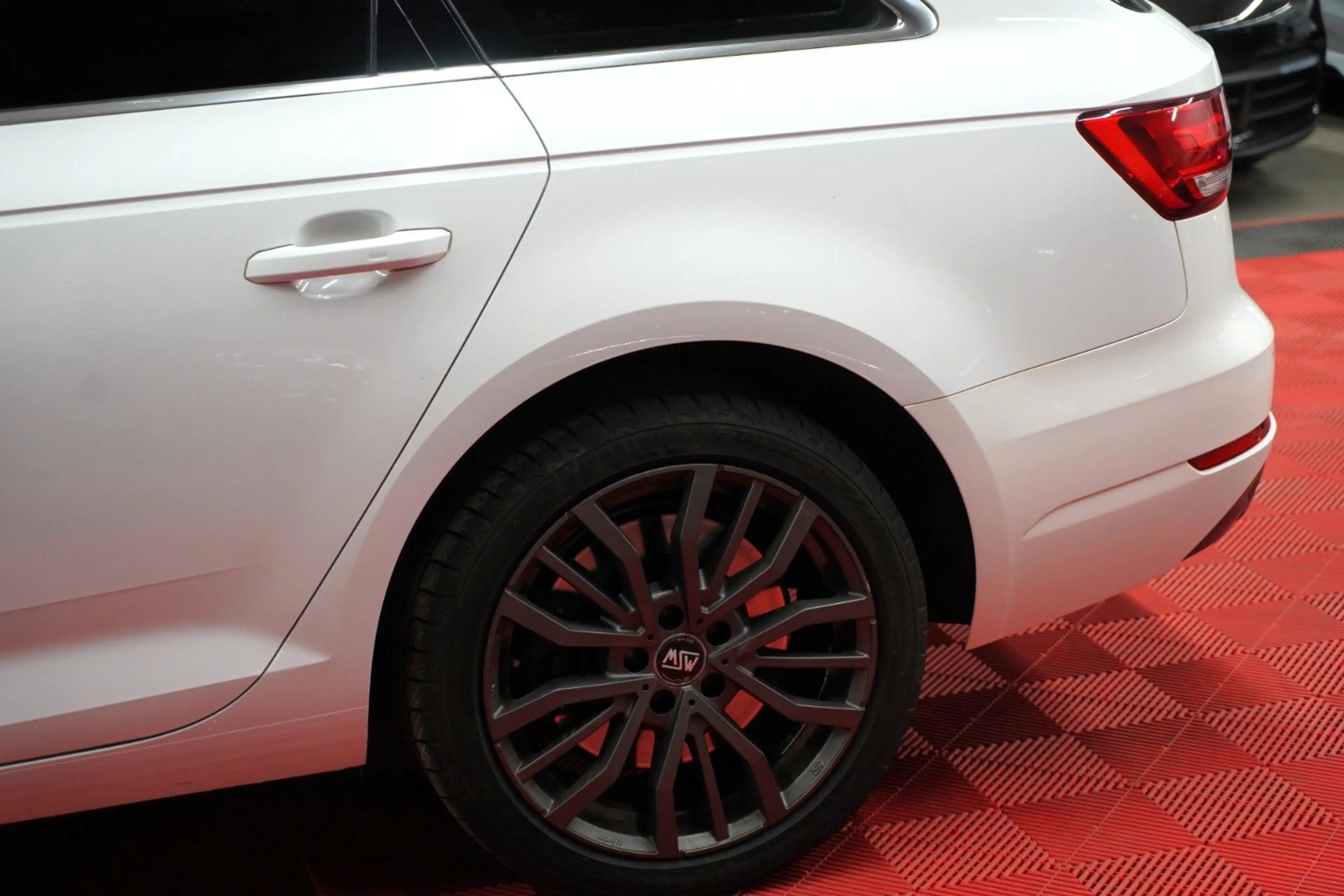 Audi A4 3.0 TDI Aut. Avant Quattro Sport — photo 13