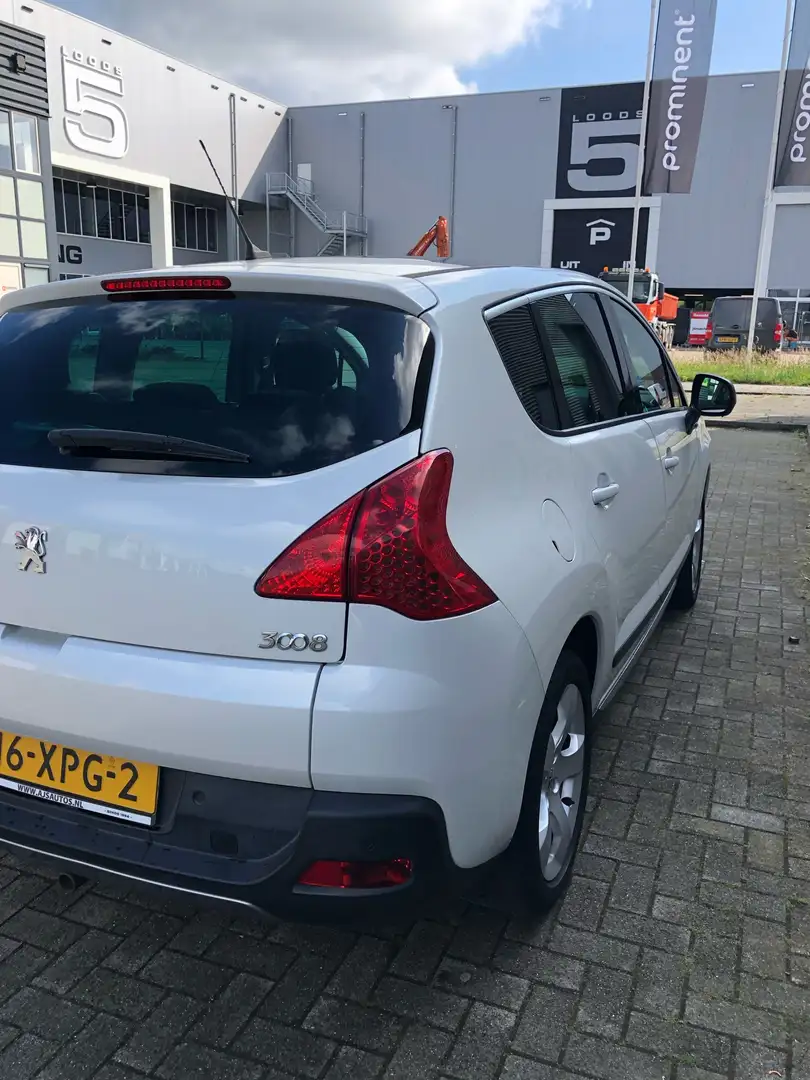 Peugeot 3008 155 THP Active - 2