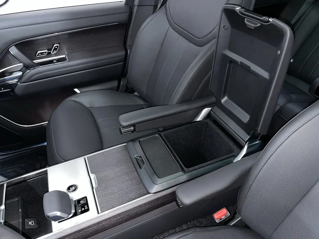 Land Rover Range Rover снимка Land Rover Range Rover