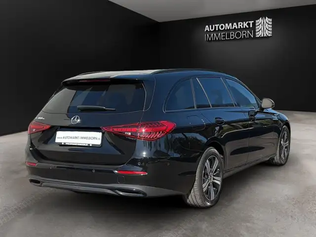 Mercedes-Benz C-Class view 7
