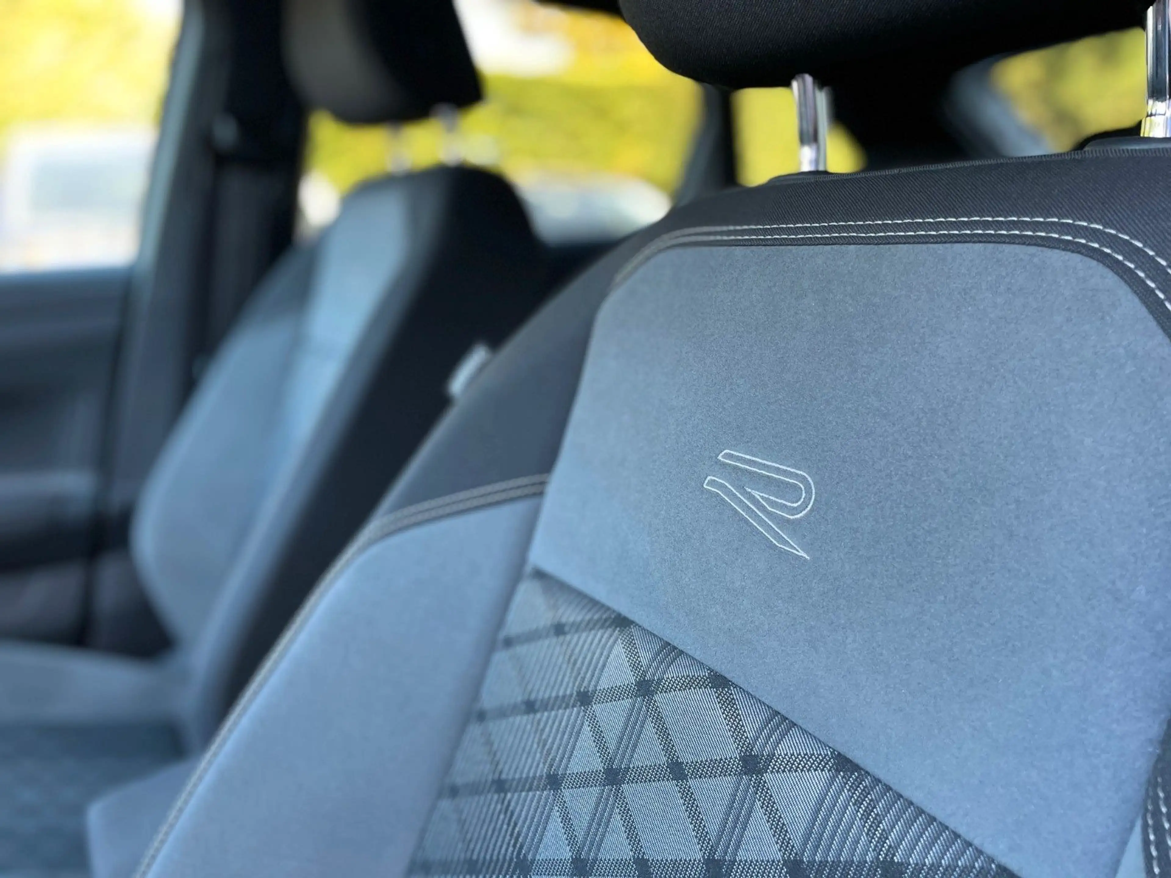 Volkswagen Taigo R-Line Black-Style, DSG, Navi, IQ-Light — photo 11