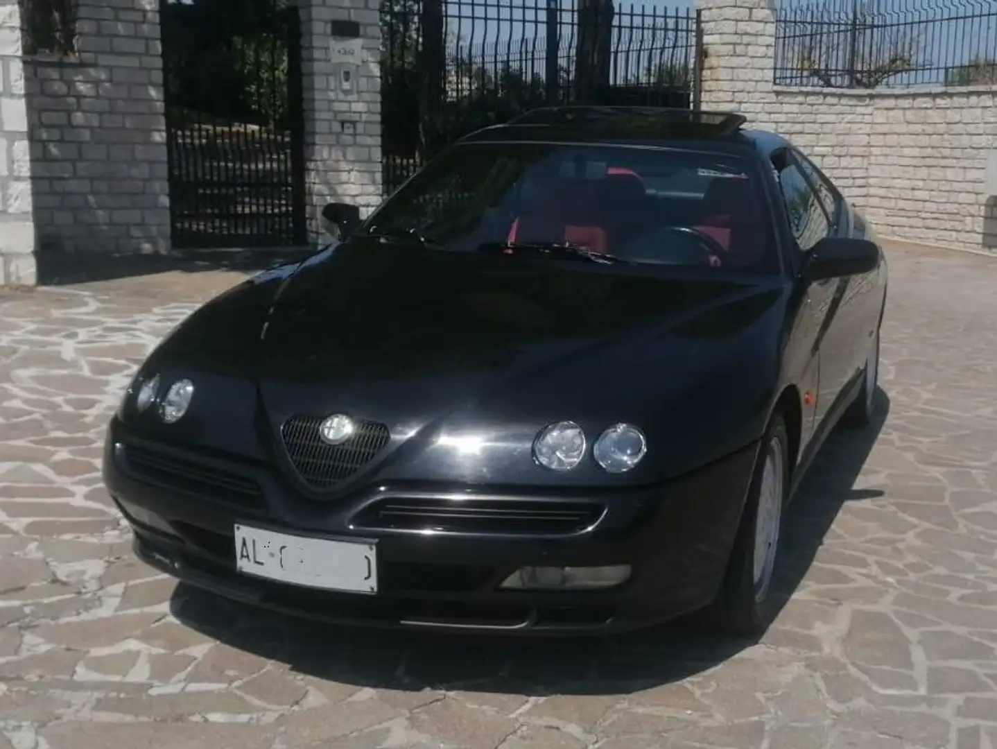 Alfa Romeo GTV 2000 turbo Zwart - 1