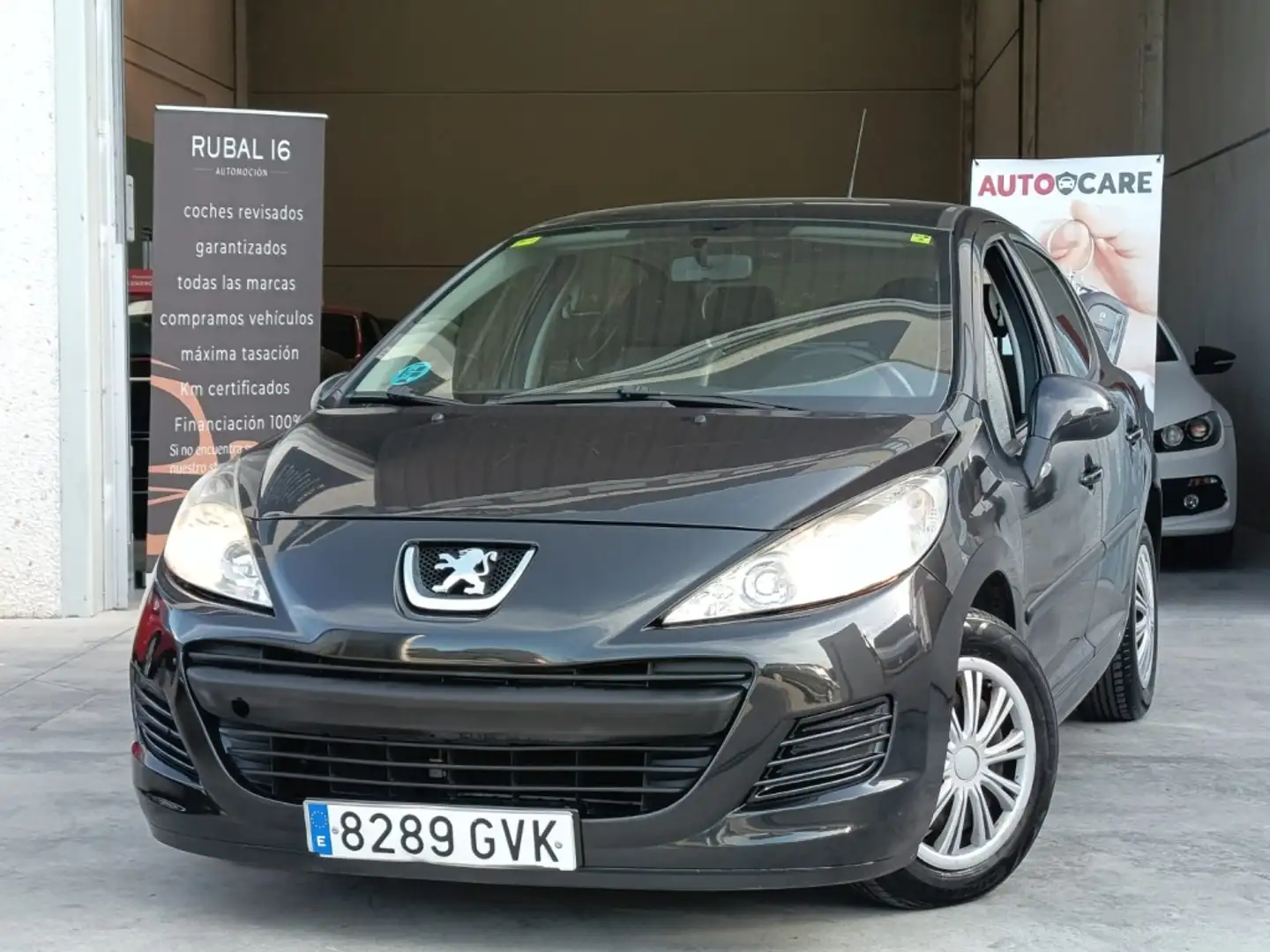 Peugeot 207 1.4 VTi 16v Confort Negro - 1