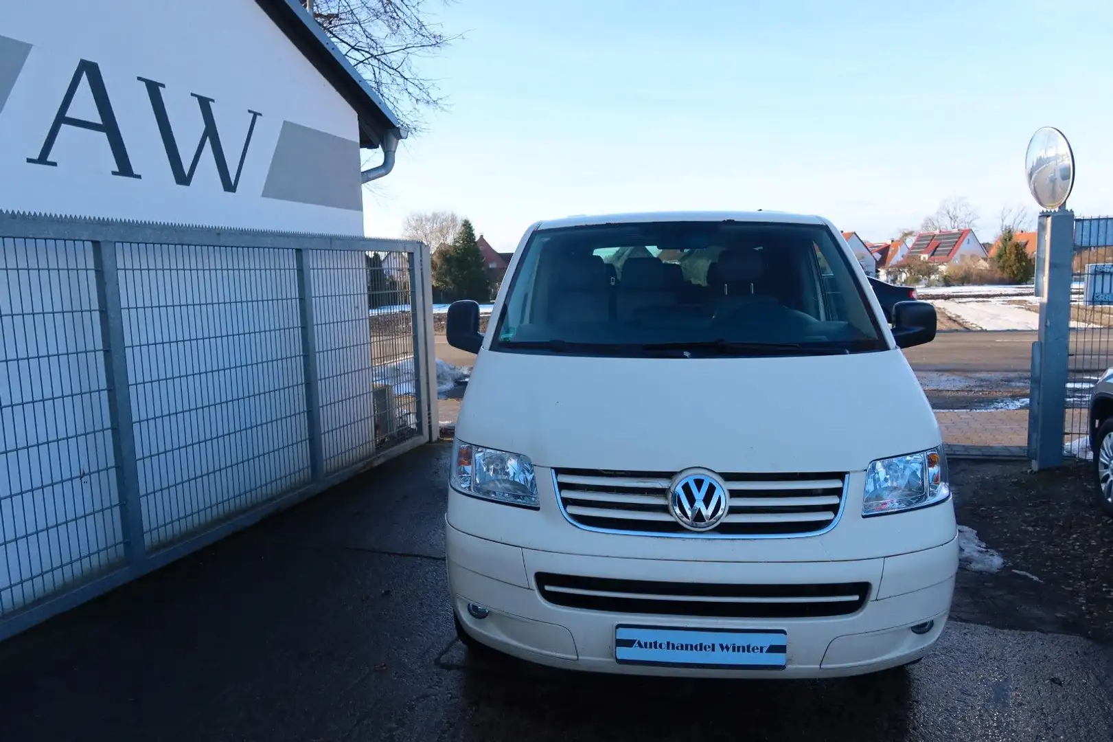 Volkswagen T5 Caravelle lang|2.5 TDI|96KW|9 Sitze|Klimaauto Gelb - 2