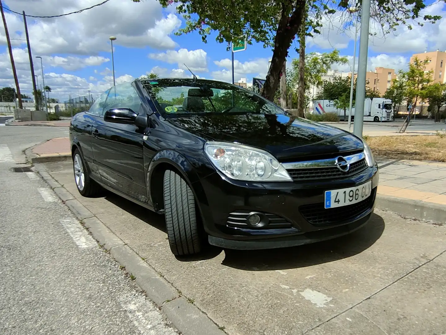 Opel Astra Astra Twin Top 1.9 CDTi Cosmo Negro - 1