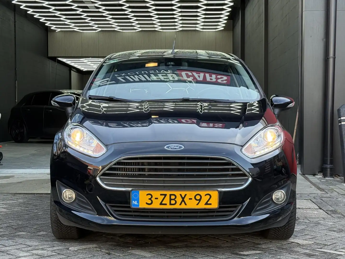 Ford Fiesta 1.0 EcoBoost Titanium |NAP| PDC | NAVI Noir - 2