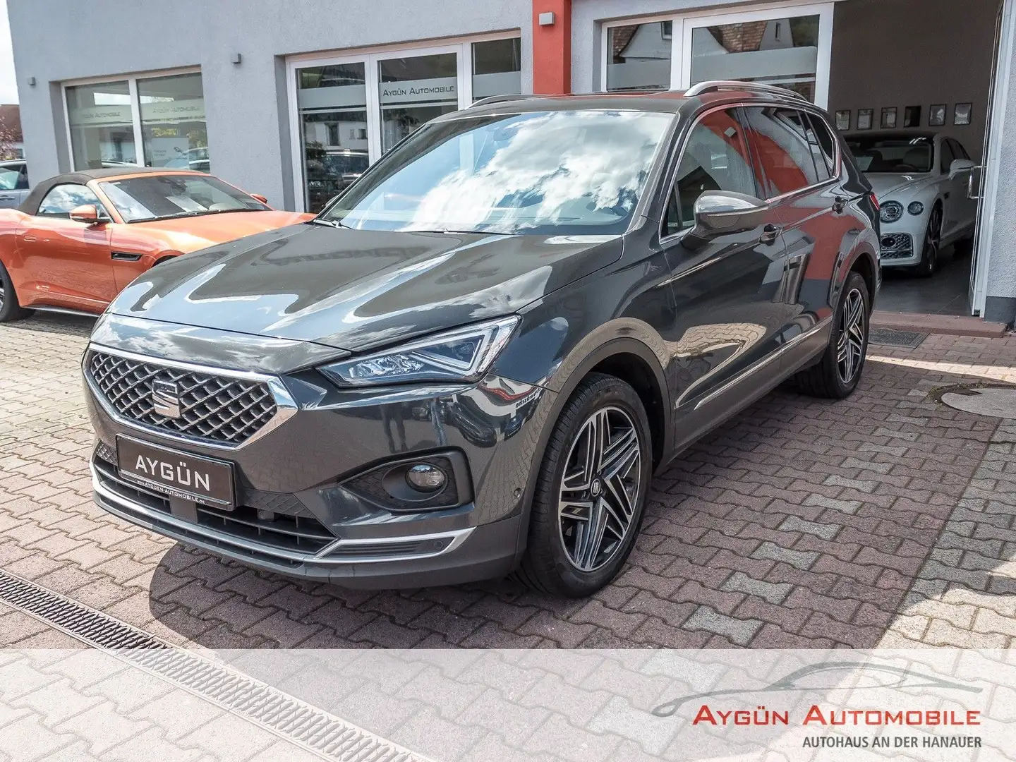 SEAT Tarraco 2,0 TSI  Xcellence 4Drive DSG / Panorama Grau - 1