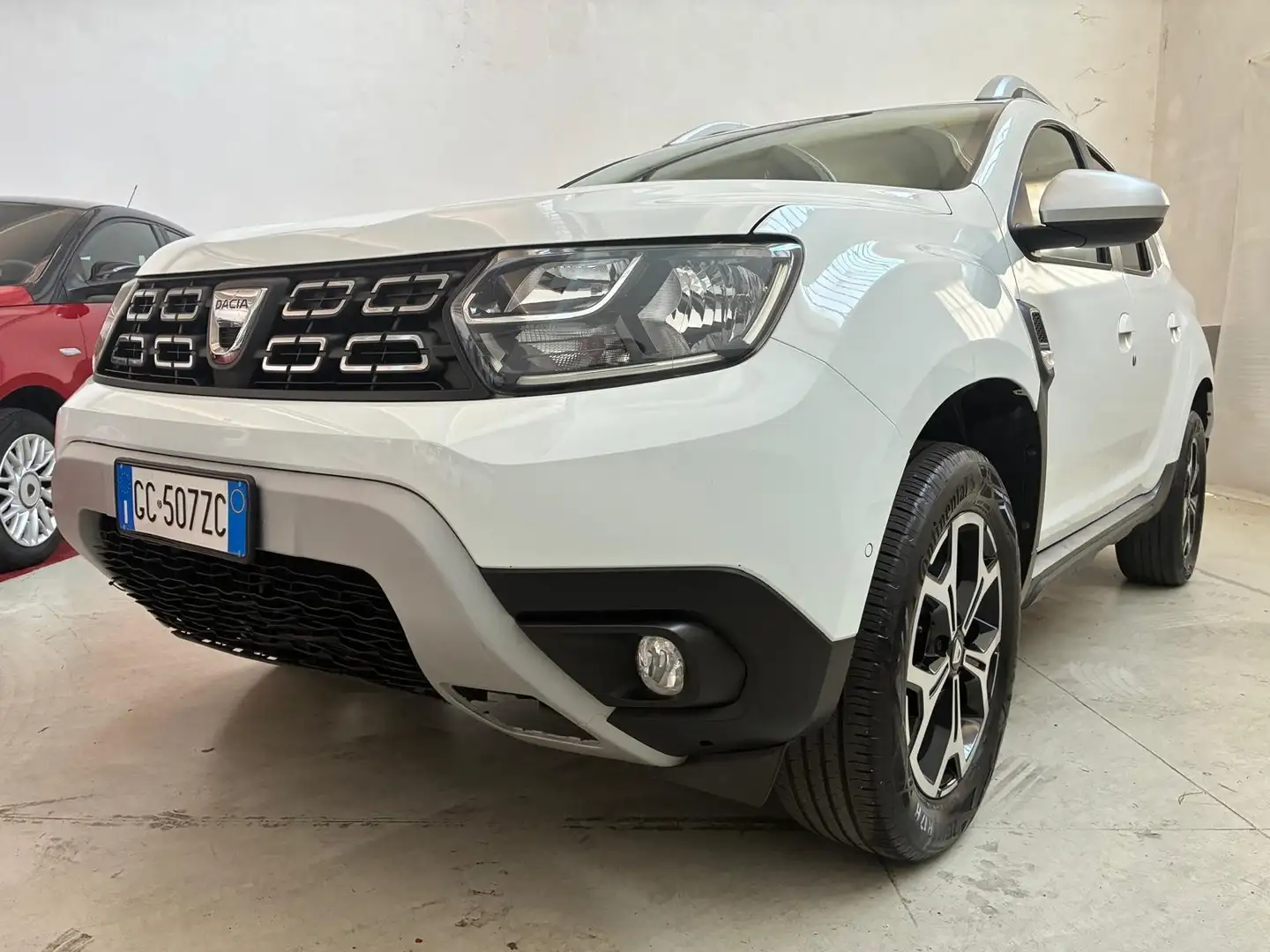 Dacia Duster 1.0 tce Prestige Eco-g 4x2 100cv - 2