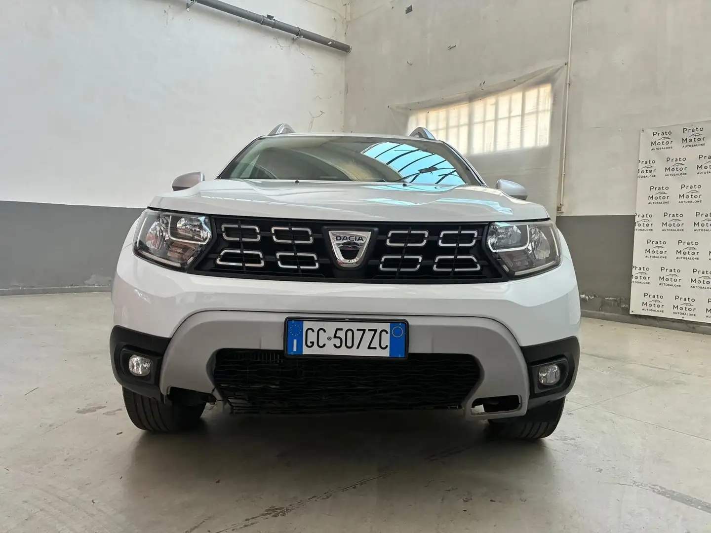Dacia Duster 1.0 tce Prestige Eco-g 4x2 100cv - 1