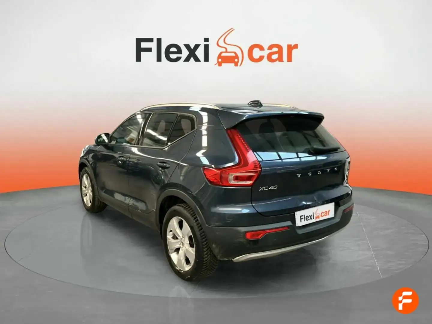 Volvo XC40 2.0 B4 G AWD Core Auto Azul - 2