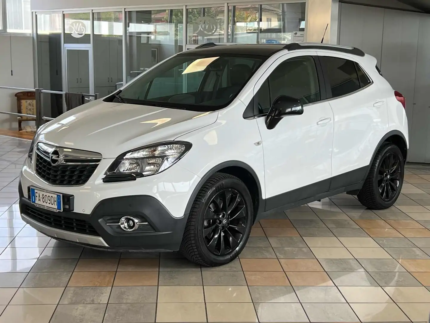 Opel Mokka 1.6 CDTI Ecotec 136CV 4x2 Start&Stop Cosmo b-Color Blanc - 1