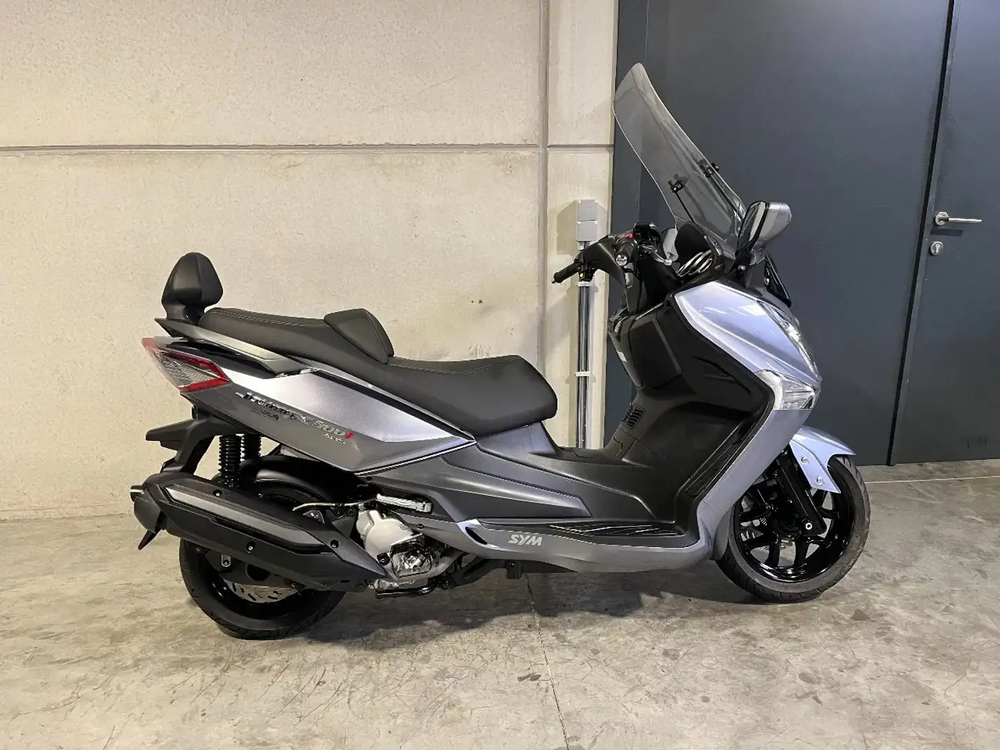 SYM Joymax 300 GTS ABS in prachtstaat - 2