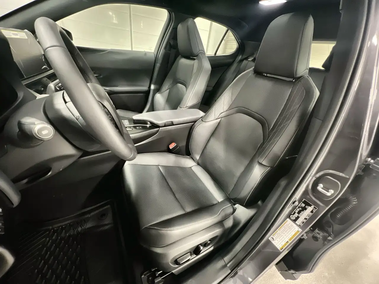 Lexus UX 300h fotografie Lexus UX 300h