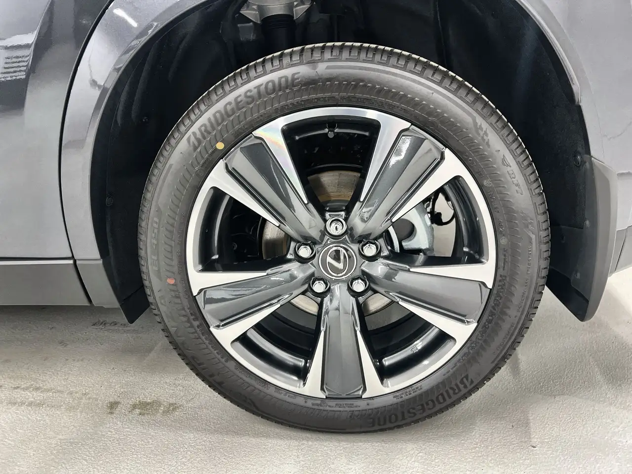 Lexus UX 300h fotografie Lexus UX 300h