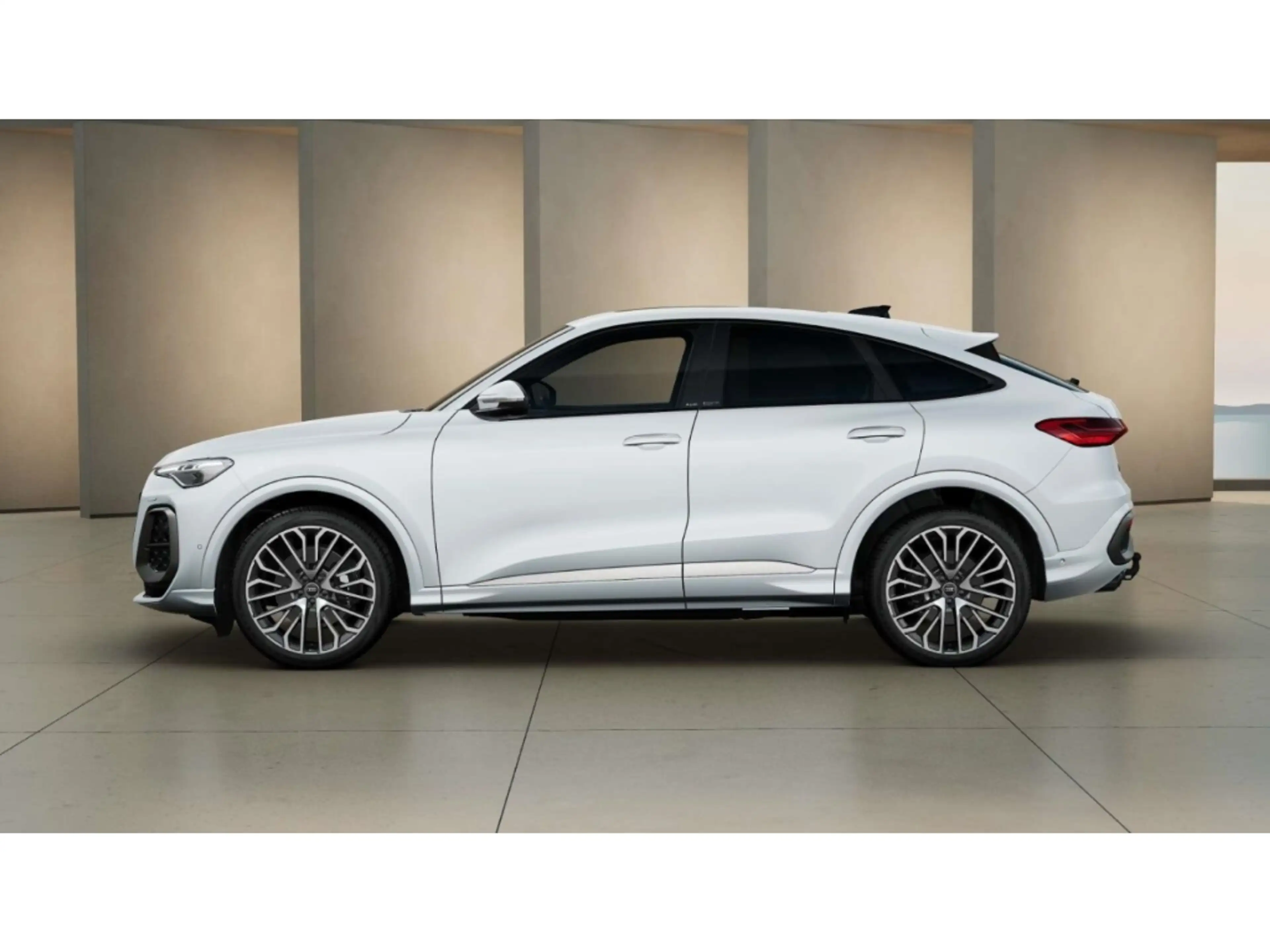 Audi SQ5 Sportback TFSI quattro edition one — photo 4