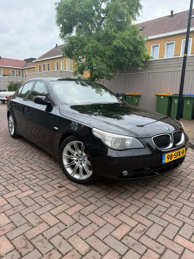 BMW 550 5-serie 550i High Executive *UNIEK*B4 bepantsering Zwart - 1