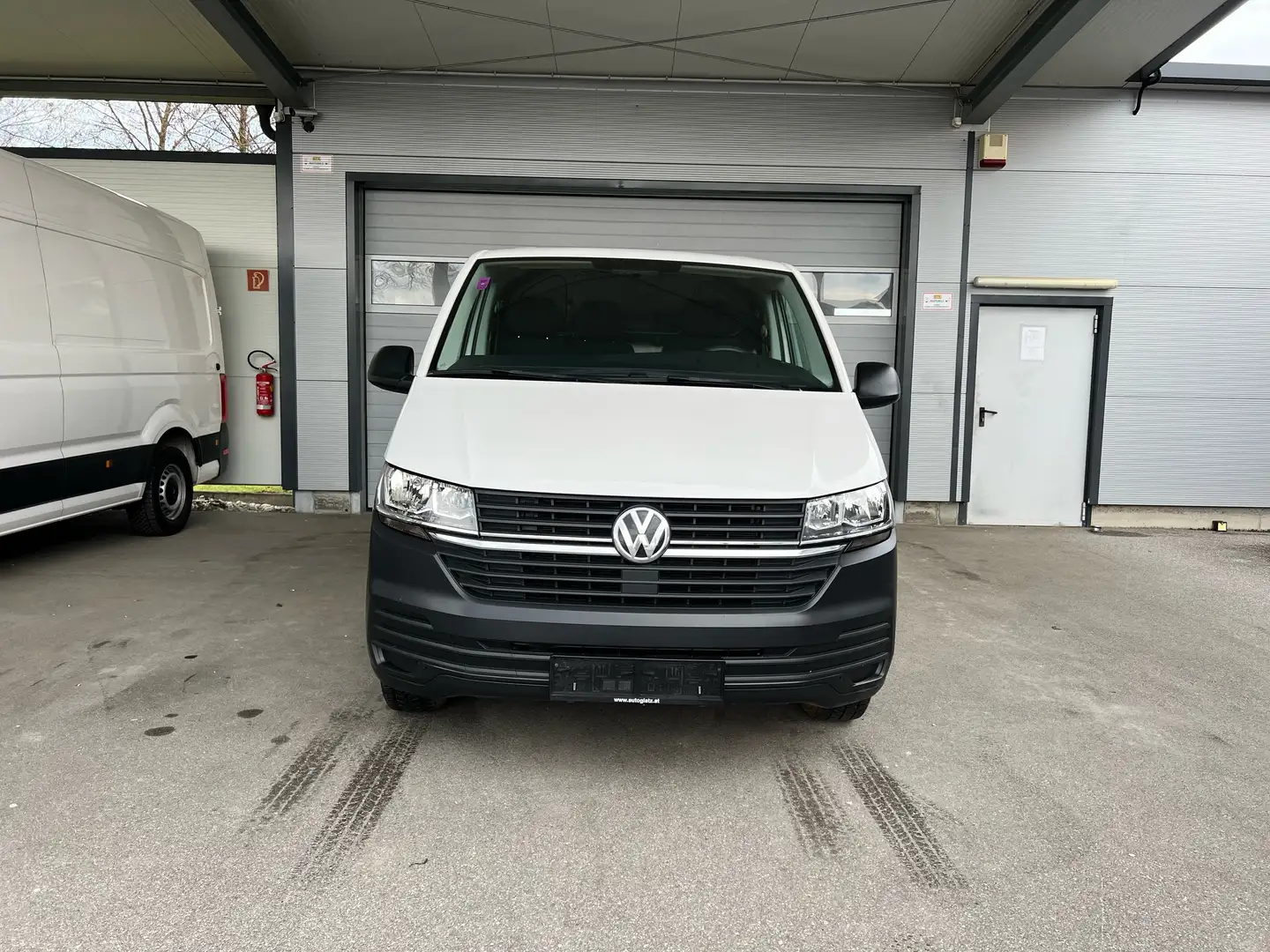 Volkswagen T6.1 Transporter Kastenwagen 2,0 TDI KLIMA/EINPARKHILFE Weiß - 1
