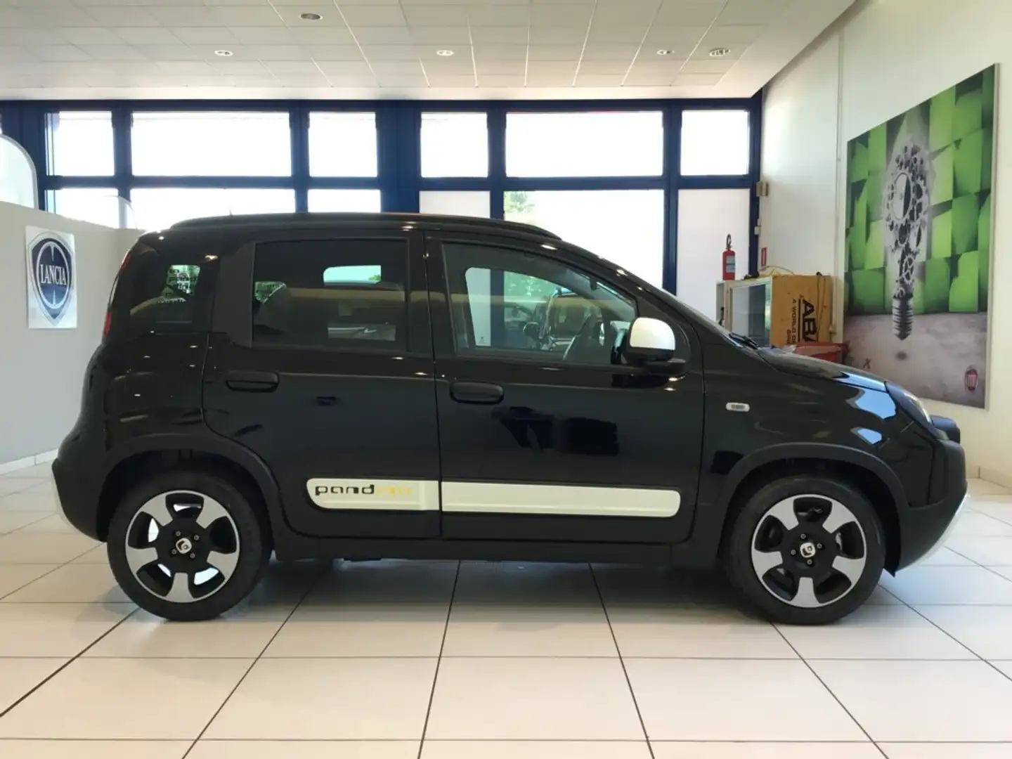 Fiat Panda S9 1.0  Hybrid Pandina - PROMO MESE + TARGA Zwart - 2