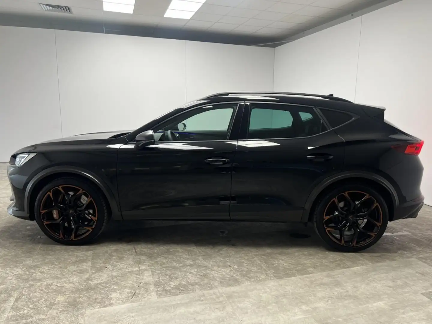CUPRA Formentor VZ5 2.5 TSI DSG 4Drive Klima Navi Leder Einparkhilfe Schwarz - 2
