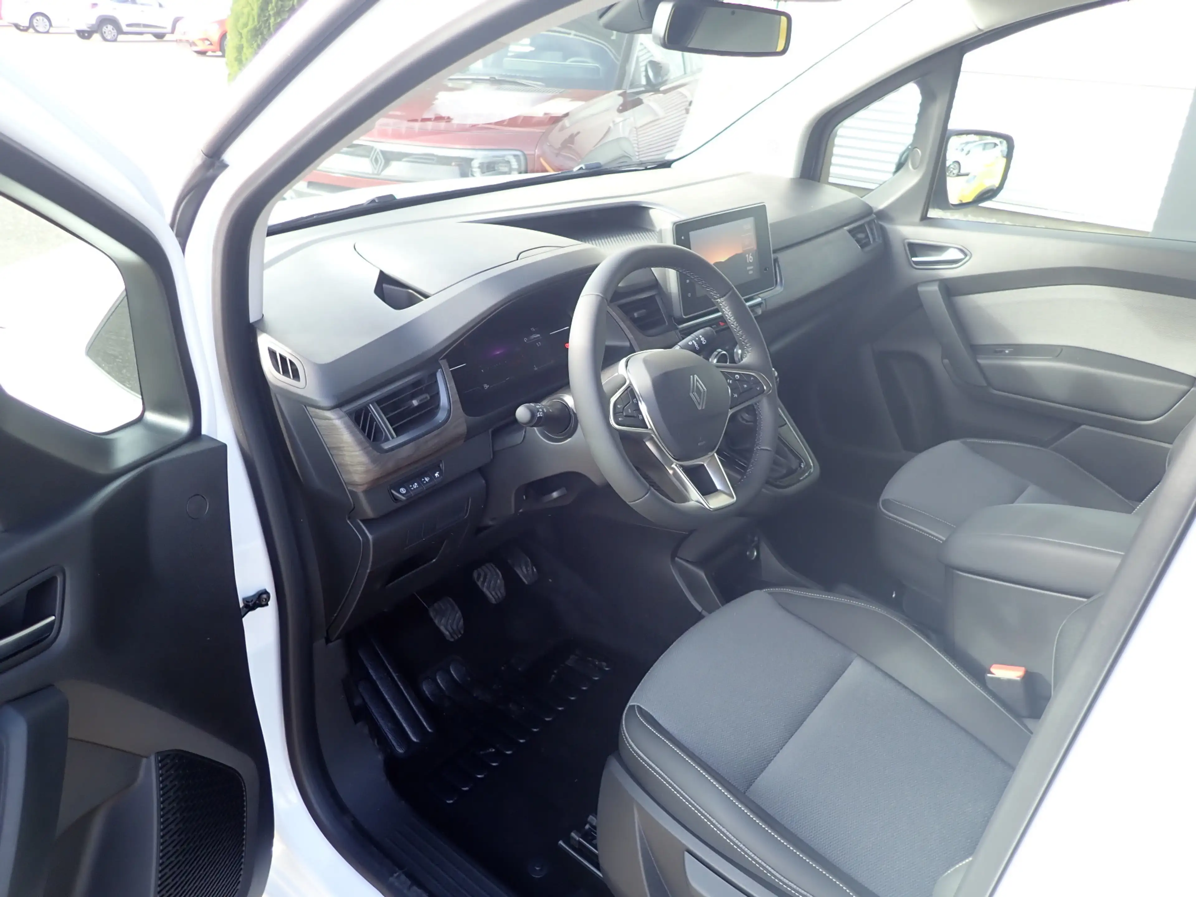 Renault Kangoo PKW Techno TCe 130 (L1) — photo 10