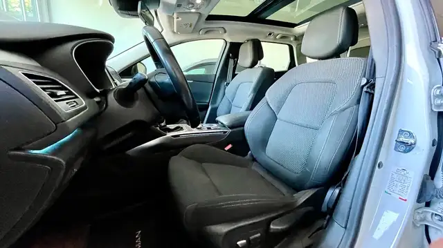 Renault Talisman view 9